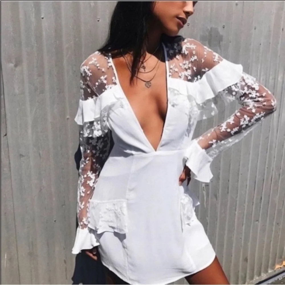 For Love & Lemons Rosebud Mini Dress White Lace Embroidered Sleeve Ruffle Size S